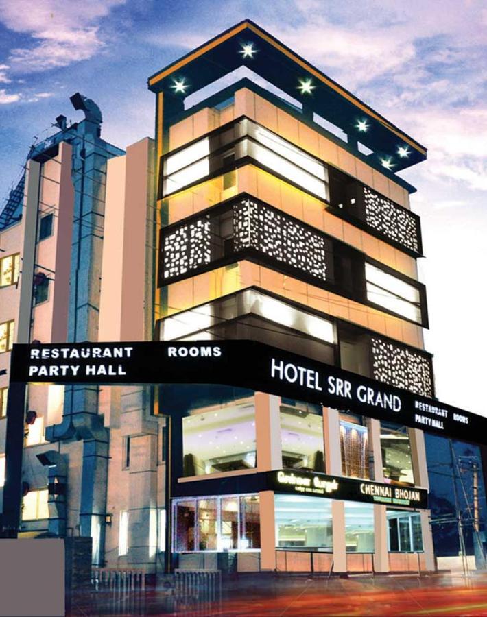Hotel Srr Grand Madrás Exterior foto